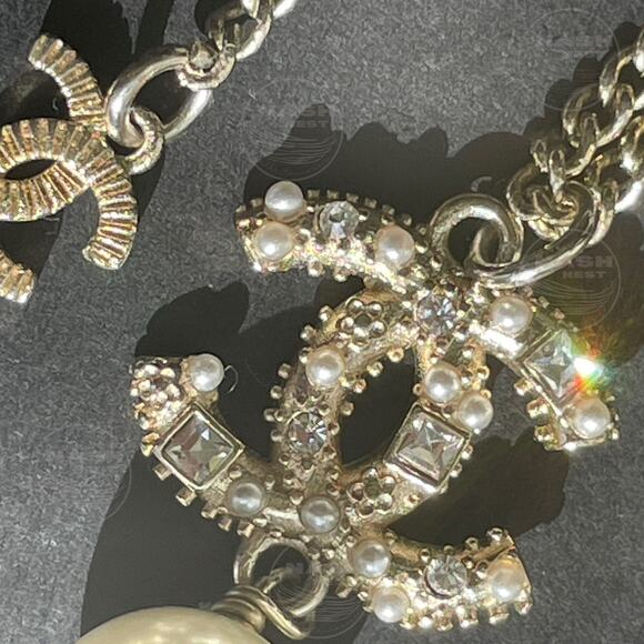 CHANEL Pearl, Strass Crystal CC Pendant Necklace | C22V C22C France Rare Limited - Picture 14 of 14